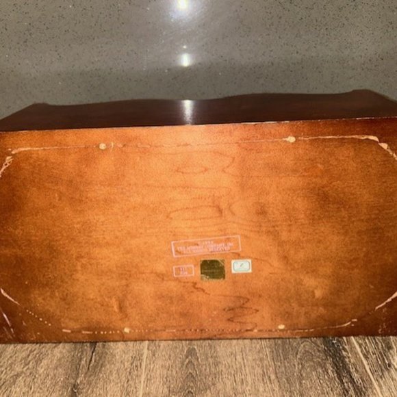 Bombay Company Solid Cherry Wood Magazine Rack Holder - Picture 12 of 12